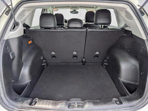 White Clearcoat 2018 Jeep Compass Latitude