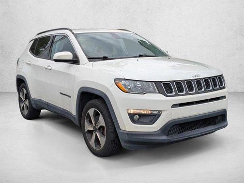 White Clearcoat 2018 Jeep Compass Latitude