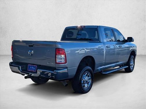 2021 RAM 2500 Big Horn Crew Cab 4x4 6'4' Box