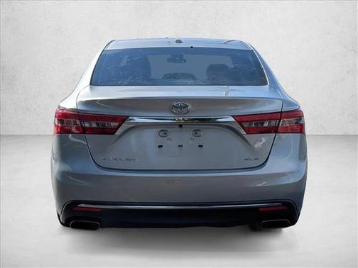 2017 Toyota Avalon XLE