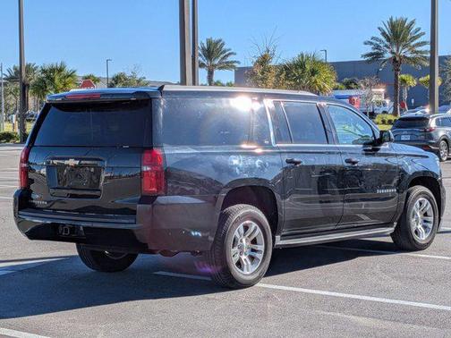 2019 Chevrolet Suburban LT