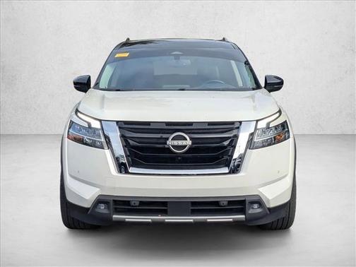 2022 Nissan Pathfinder Platinum 2WD
