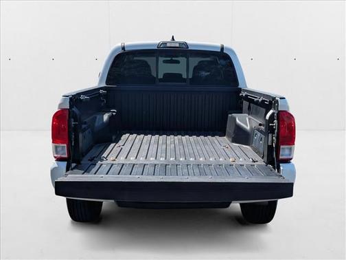 2016 Toyota Tacoma SR
