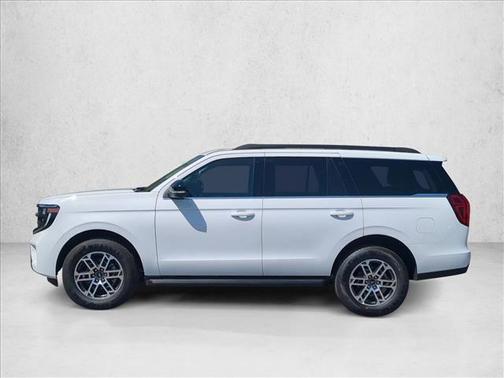 Oxford White 2026 Ford Expedition Active