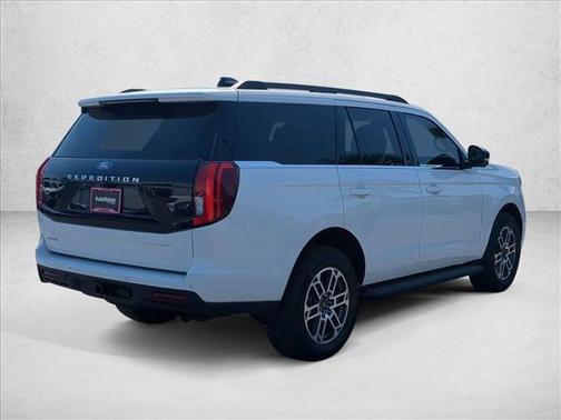 Oxford White 2026 Ford Expedition Active