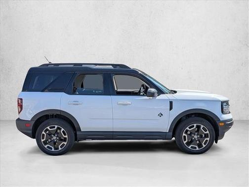 Oxford White 2023 Ford Bronco Sport Outer Banks