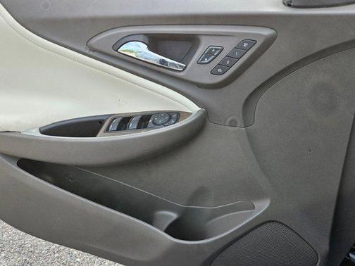 2023 Chevrolet Malibu FWD 2LT