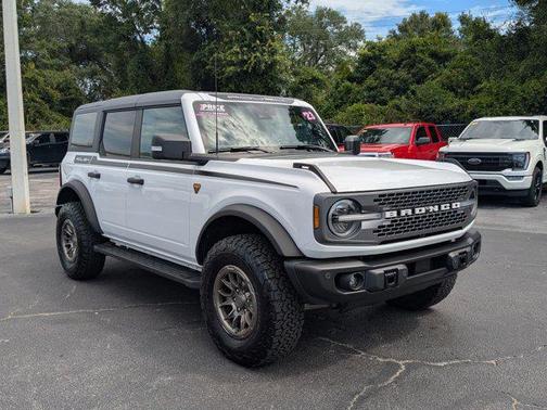 2023 Ford Bronco Badlands
