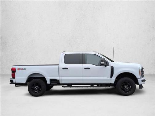Oxford White 2023 Ford F-250 XL