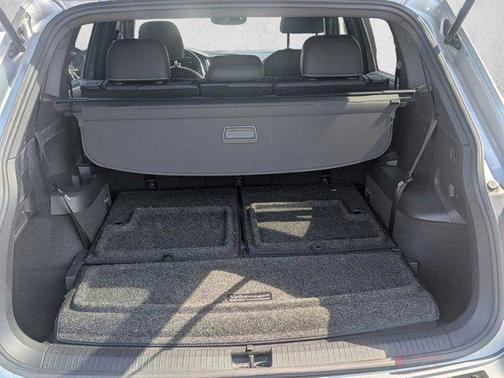 Pyrite Silver Metallic 2023 Volkswagen Tiguan 2.0T SE R-Line Black