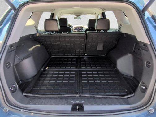 Downpour Metallic 2024 GMC Terrain SLT