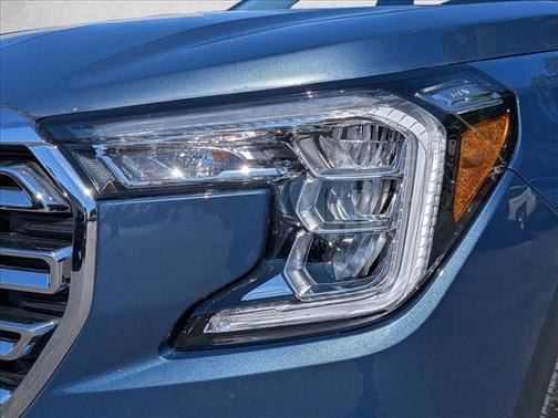 Downpour Metallic 2024 GMC Terrain SLT
