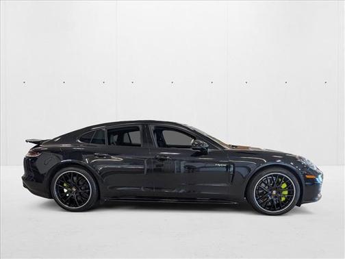 2021 Porsche Panamera 4
