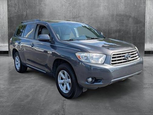 2010 Toyota Highlander SE
