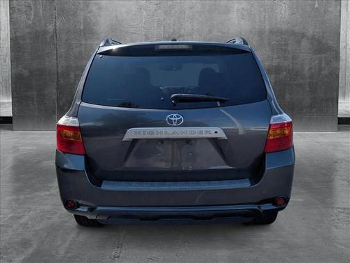2010 Toyota Highlander SE