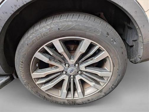 2019 Ford Explorer Platinum