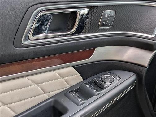 2019 Ford Explorer Platinum