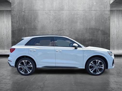 2022 Audi Q3 45 S line Premium Plus