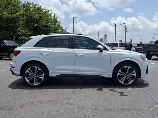 2022 Audi Q3 45 S line Premium Plus