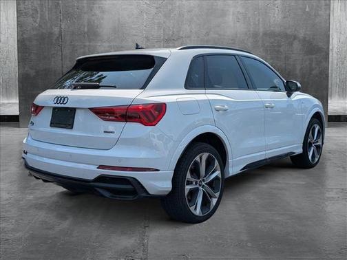 2022 Audi Q3 45 S line Premium Plus