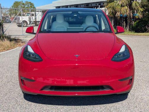 2022 Tesla Model Y Long Range Dual Motor All-Wheel Drive