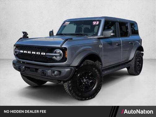 Iconic Silver Metallic 2023 Ford Bronco Wildtrak