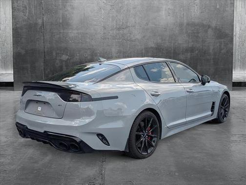 2023 Kia Stinger GT2