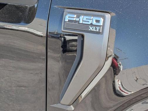 Agate Black Metallic 2022 Ford F-150 XLT