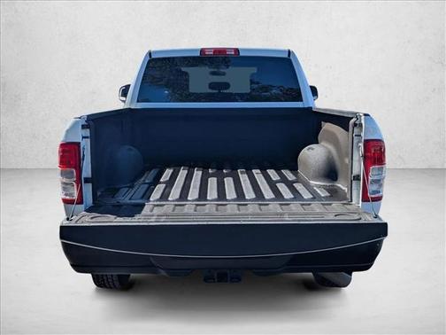2021 RAM 2500 Tradesman Crew Cab 4x2 6'4' Box