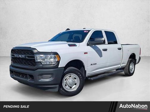 2021 RAM 2500 Tradesman Crew Cab 4x2 6'4' Box