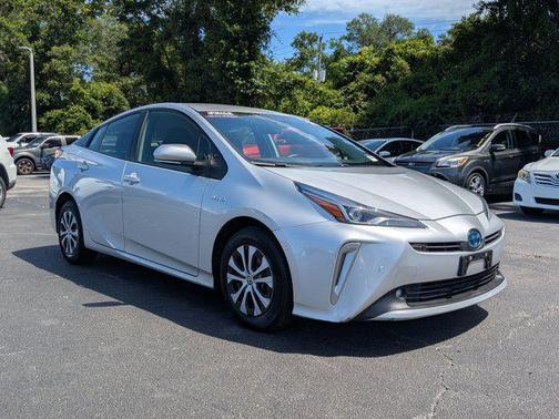 2021 Toyota Prius LE