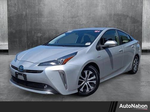 2021 Toyota Prius LE