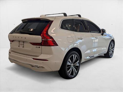 2023 Volvo XC60 B5 Plus Bright Theme