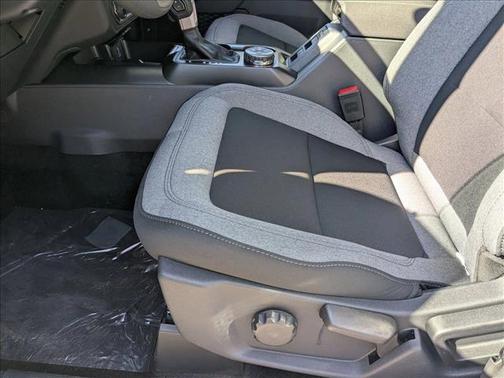 2025 Ford Bronco Base 4 Door 4x4