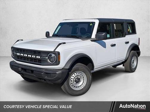 2025 Ford Bronco Base 4 Door 4x4