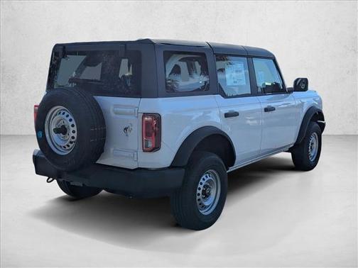 2025 Ford Bronco Base 4 Door 4x4