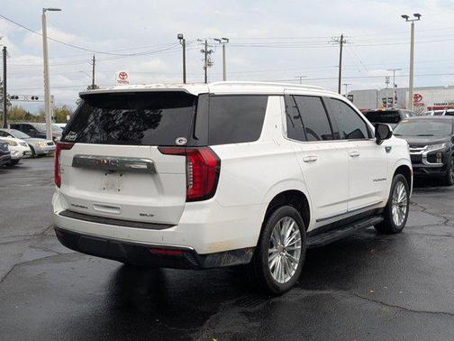 2021 GMC Yukon SLT