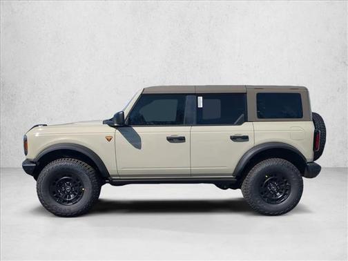 Desert Sand 2026 Ford Bronco Badlands