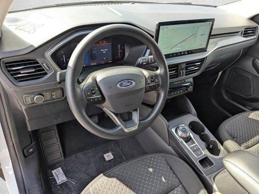 oxford white 2026 Ford Escape Active