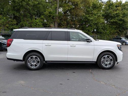Oxford White 2025 Ford Expedition Max Active 4x4