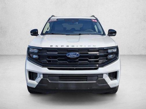 Oxford White 2025 Ford Expedition Max Active 4x4