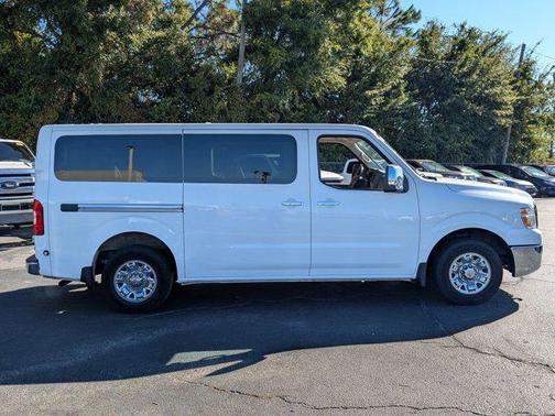 2017 Nissan NV Passenger NV3500 HD SL V8
