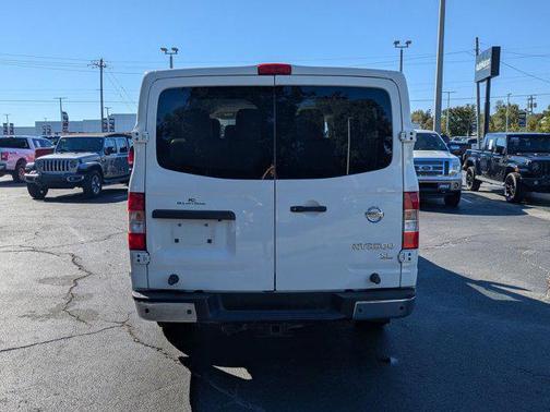 2017 Nissan NV Passenger NV3500 HD SL V8