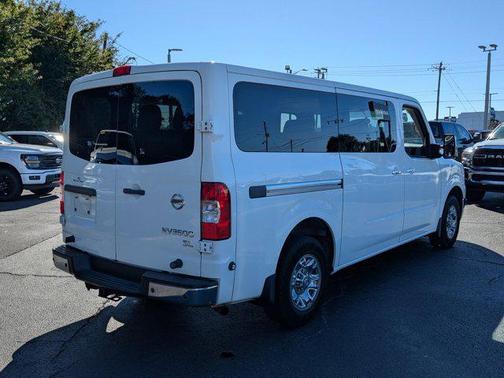 2017 Nissan NV Passenger NV3500 HD SL V8