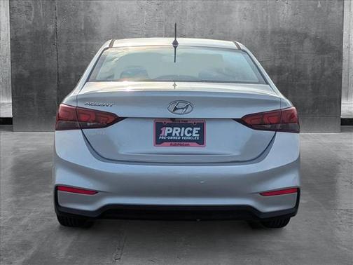 2019 Hyundai Accent SE