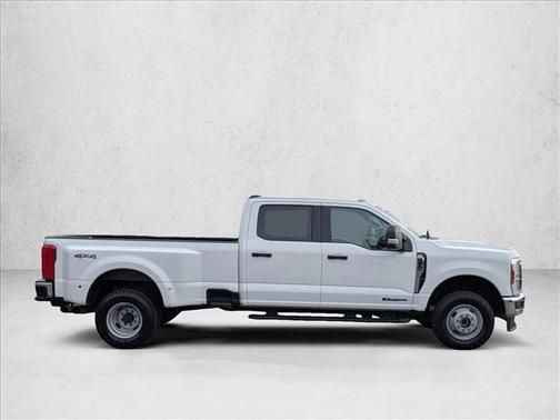 2025 Ford F-350 XLT