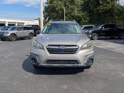 2018 Subaru Outback 2.5i