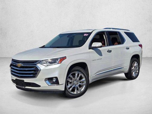 Iridescent Pearl Tricoat 2021 Chevrolet Traverse High Country