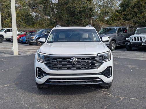 2024 Volkswagen Atlas 2.0T SEL Premium R-Line 4MOTION