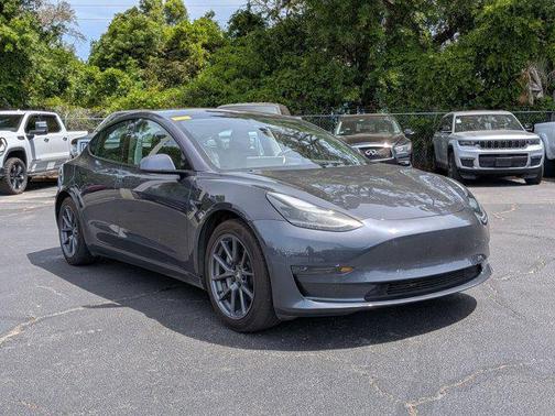 Midnight Silver Metallic 2021 Tesla Model 3 Standard Range Plus
